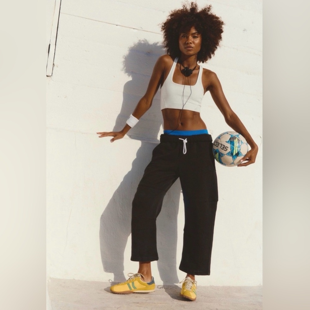 NWT - FP Movement Top Score Barrel Pants (Black)